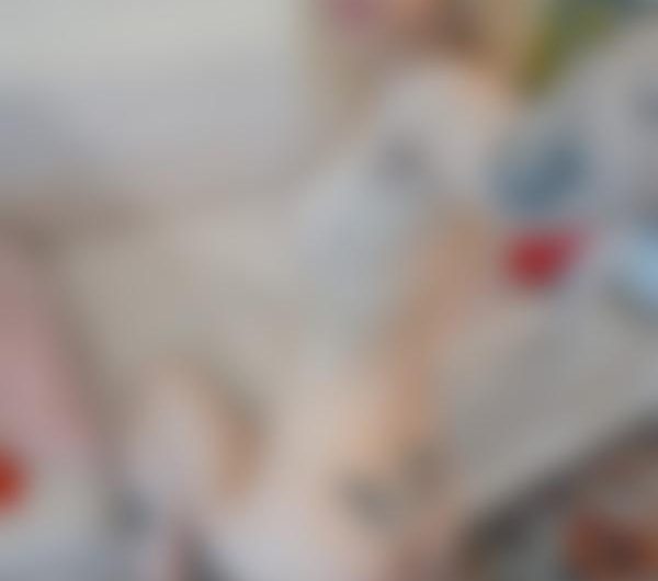 Cynthia75, vil gerne møde en mand, der kan få den op i København