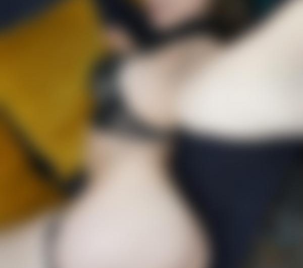 Beauclito, ung blondine søger fyr, der er ekspert i cunnilingus og annulingus i Horsens