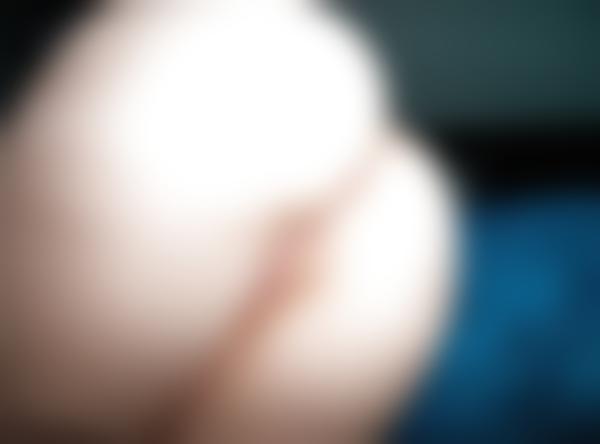 Julibellule, glad single på 34 år søger diskret sexpartner i Dole i Odense