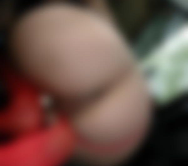 Baisonsvite, grim pige med sexet krop søger direkte sex i København