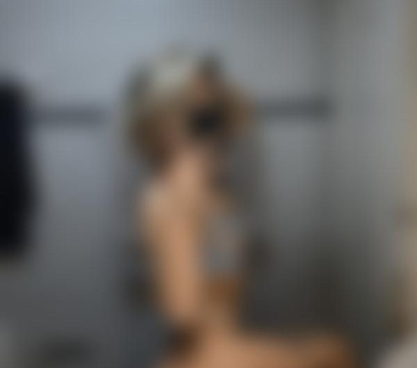 Blondiesucree, Gourmetpige søger lækker fyr til sex, måske mere? i Silkeborg