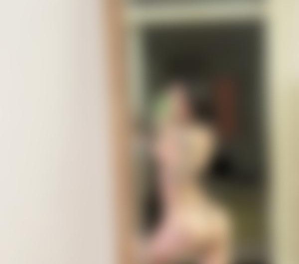 Salopedu93, ung blond luder søger sexven i 93 eller i Viborg