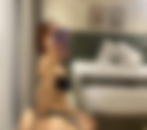 Bimbovaness, bretonsk bimbo kvinde til sex og sjov i Randers