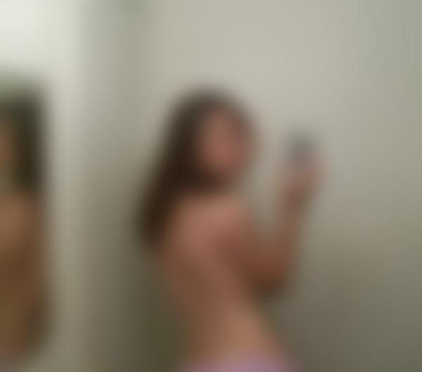 Belakita, smuk moden kvinde søger sex med charmerende mand i Aarhus