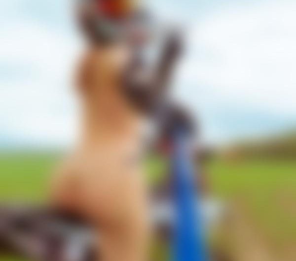 cokine, moden, sød og fræk kvinde til ung elsker i København